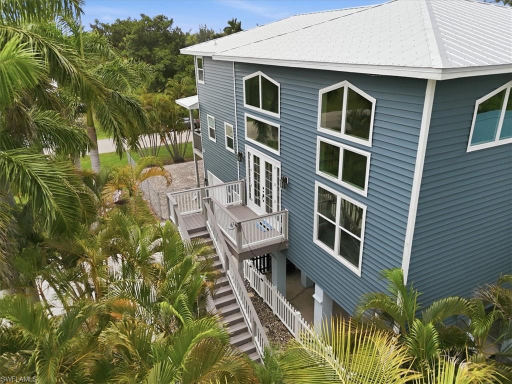 CHARLOTTE SHORES - Residential