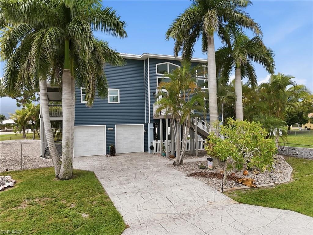 CHARLOTTE SHORES - Residential