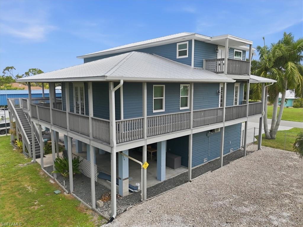 CHARLOTTE SHORES - Residential
