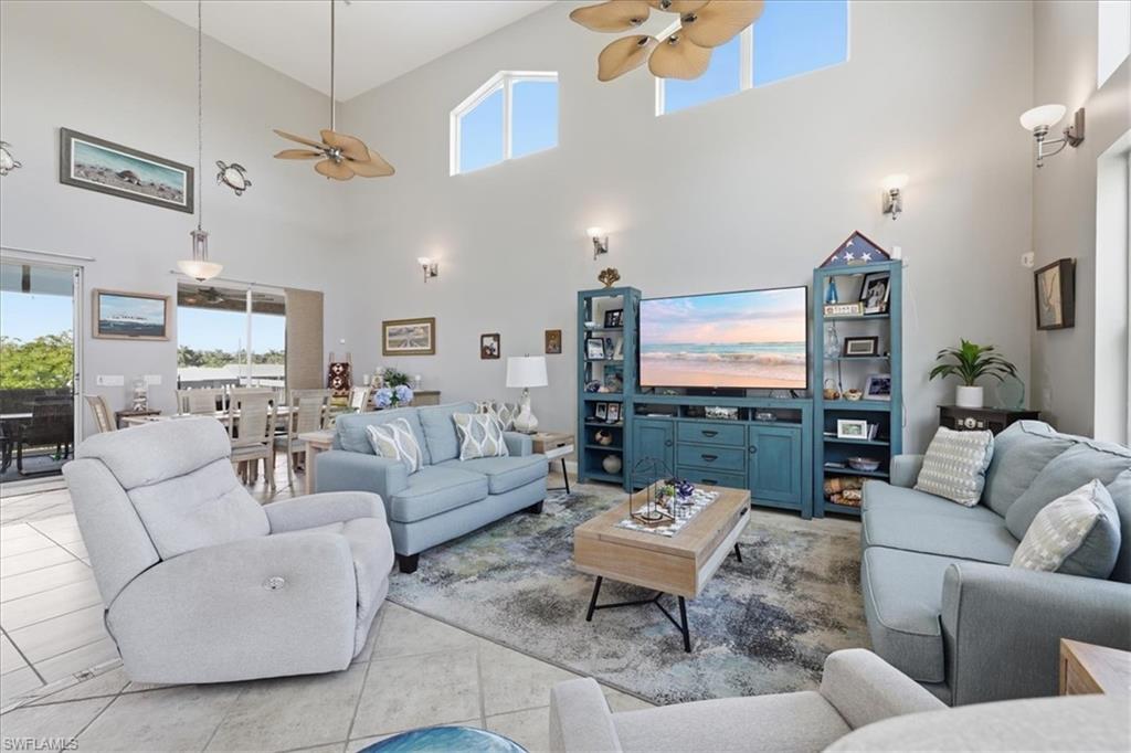 CHARLOTTE SHORES - Residential