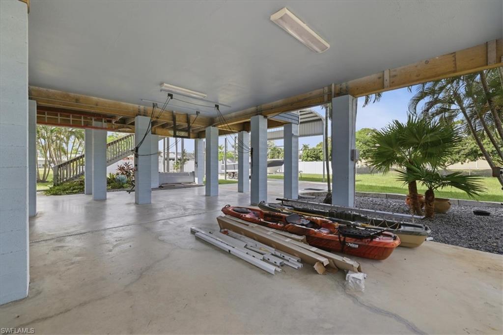CHARLOTTE SHORES - Residential