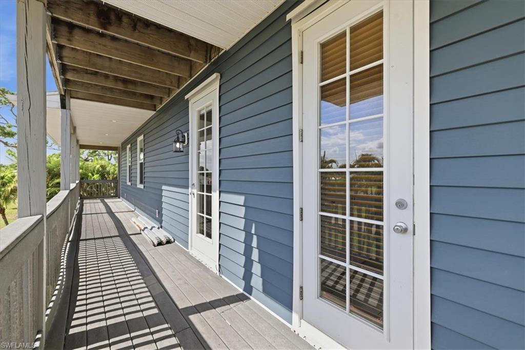 CHARLOTTE SHORES - Residential