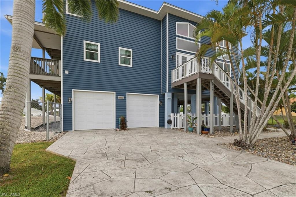 CHARLOTTE SHORES - Residential