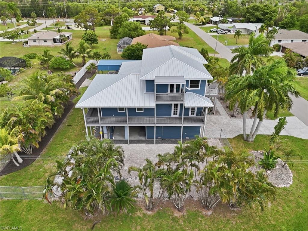 CHARLOTTE SHORES - Residential