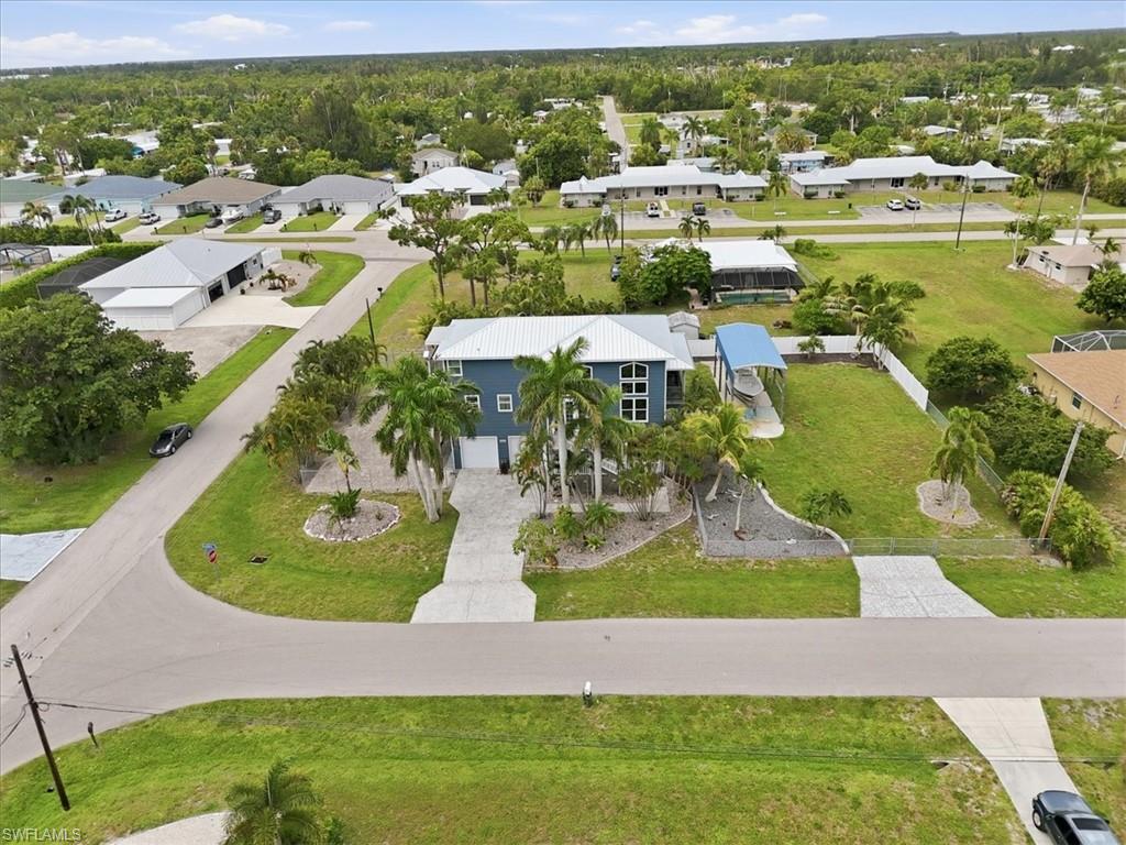 CHARLOTTE SHORES - Residential