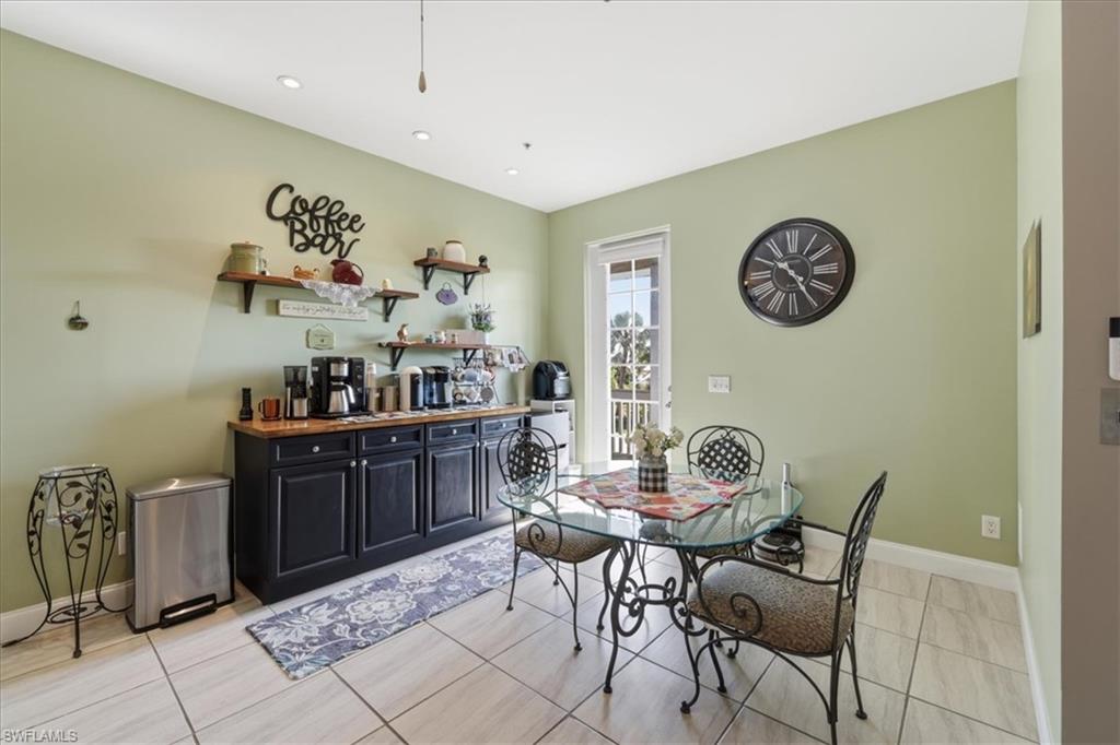 CHARLOTTE SHORES - Residential