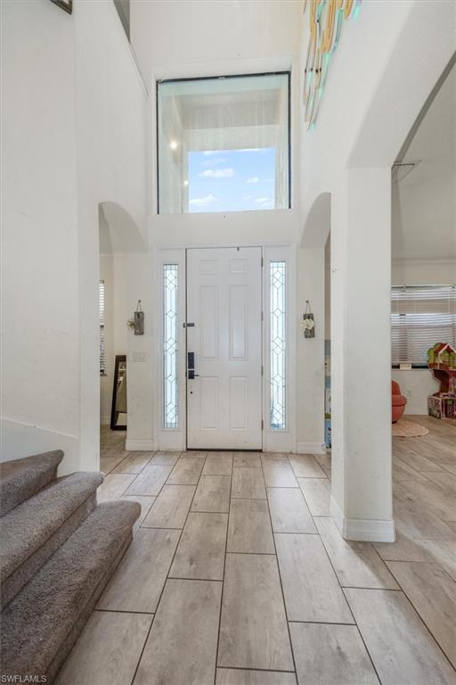 PORTICO - Residential
