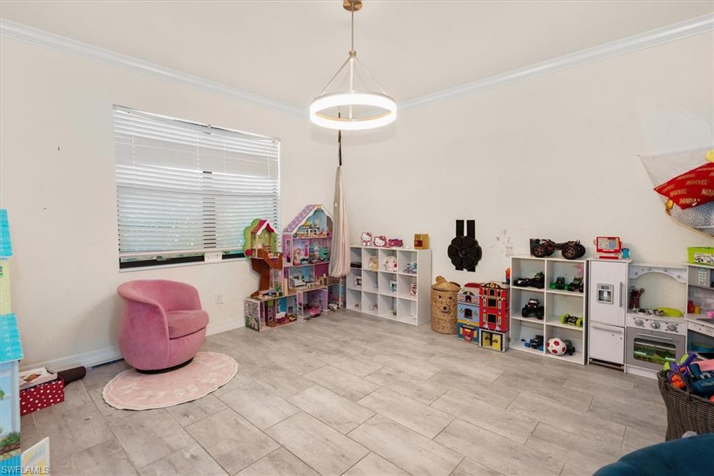 PORTICO - Residential