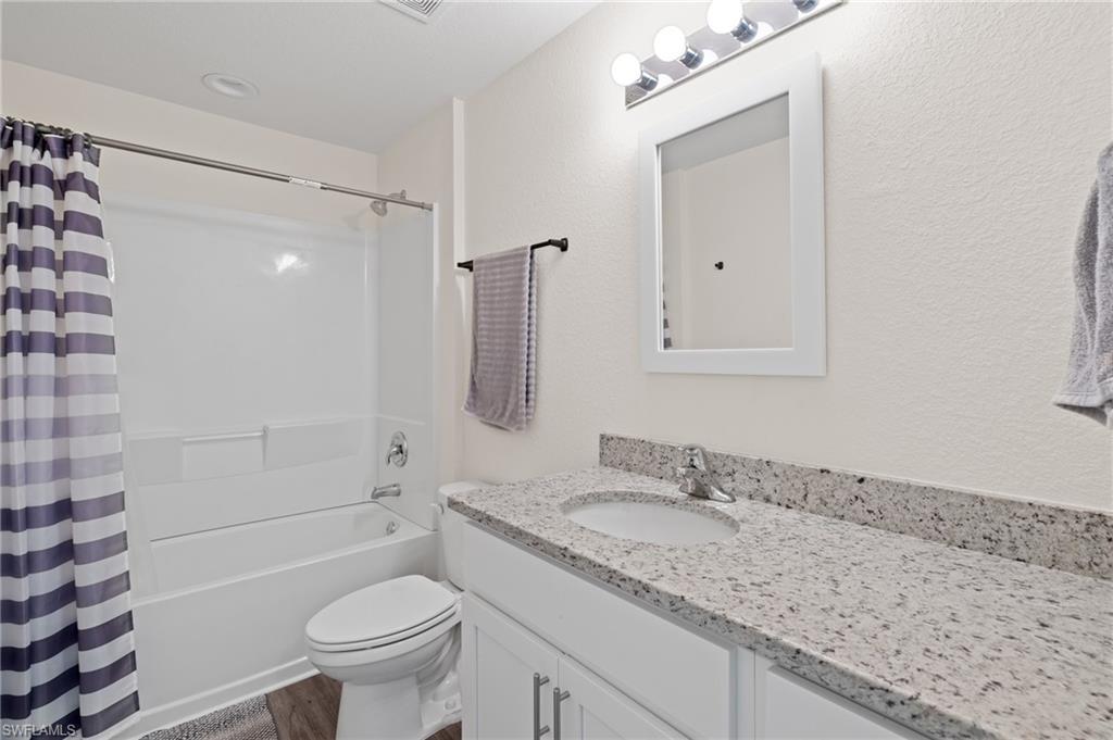 PORT LABELLE - Residential Lease