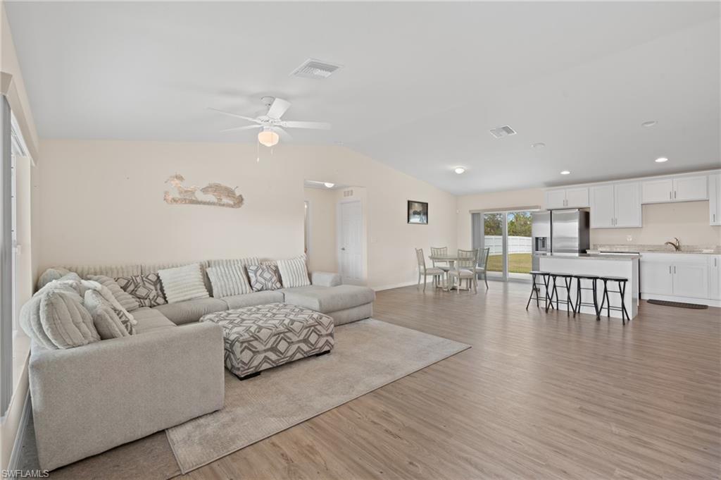 PORT LABELLE - Residential Lease