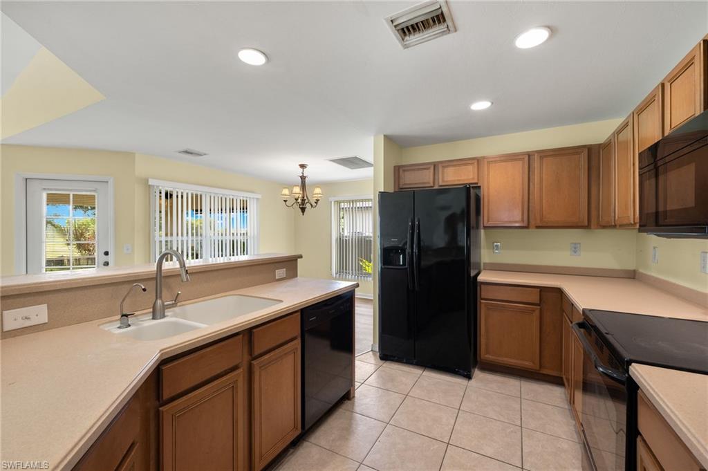 CAPE CORAL - Residential Lease