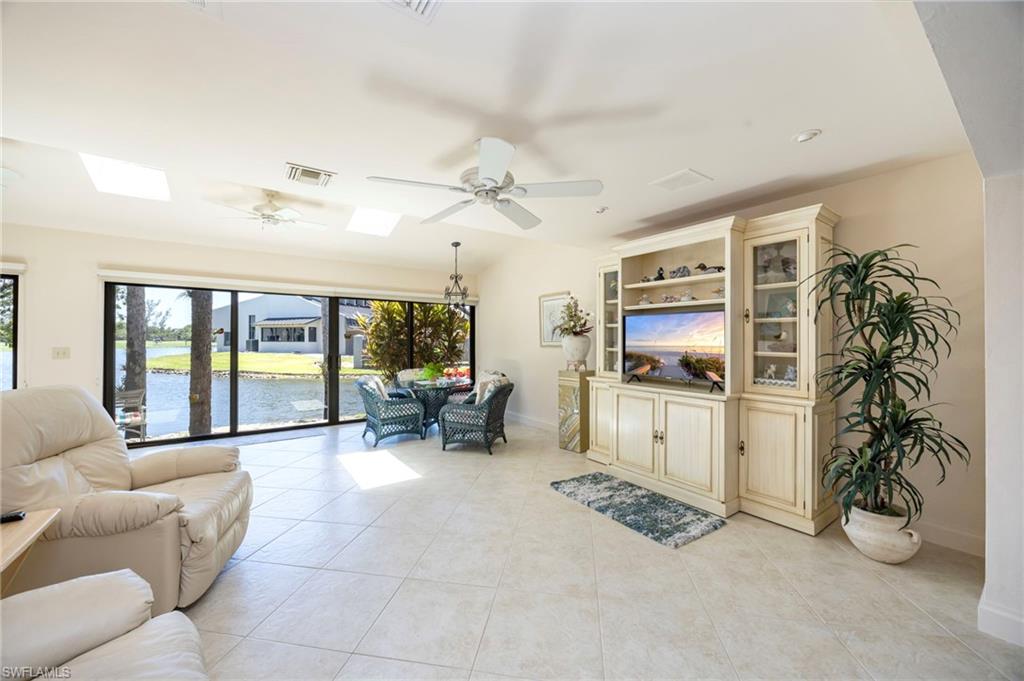 BEARS PAW VILLAS - Residential