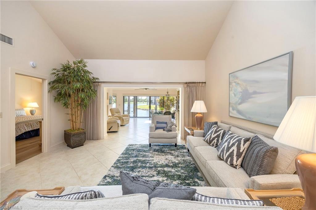 BEARS PAW VILLAS - Residential