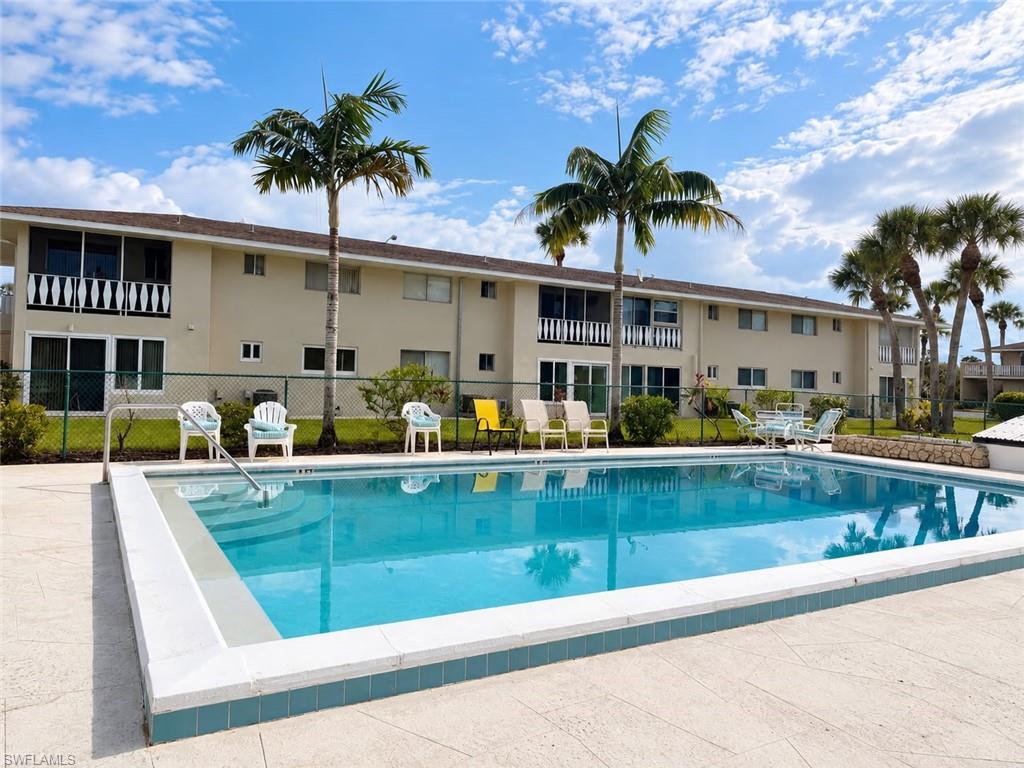 FAIRWAYS CONDO - Residential