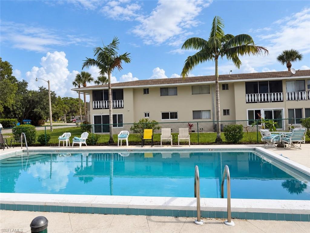 FAIRWAYS CONDO - Residential