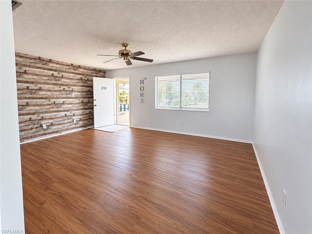 FAIRWAYS CONDO - Residential