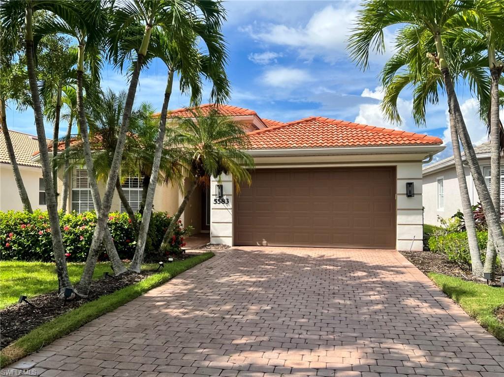 LAGO VILLAGGIO - Residential Lease