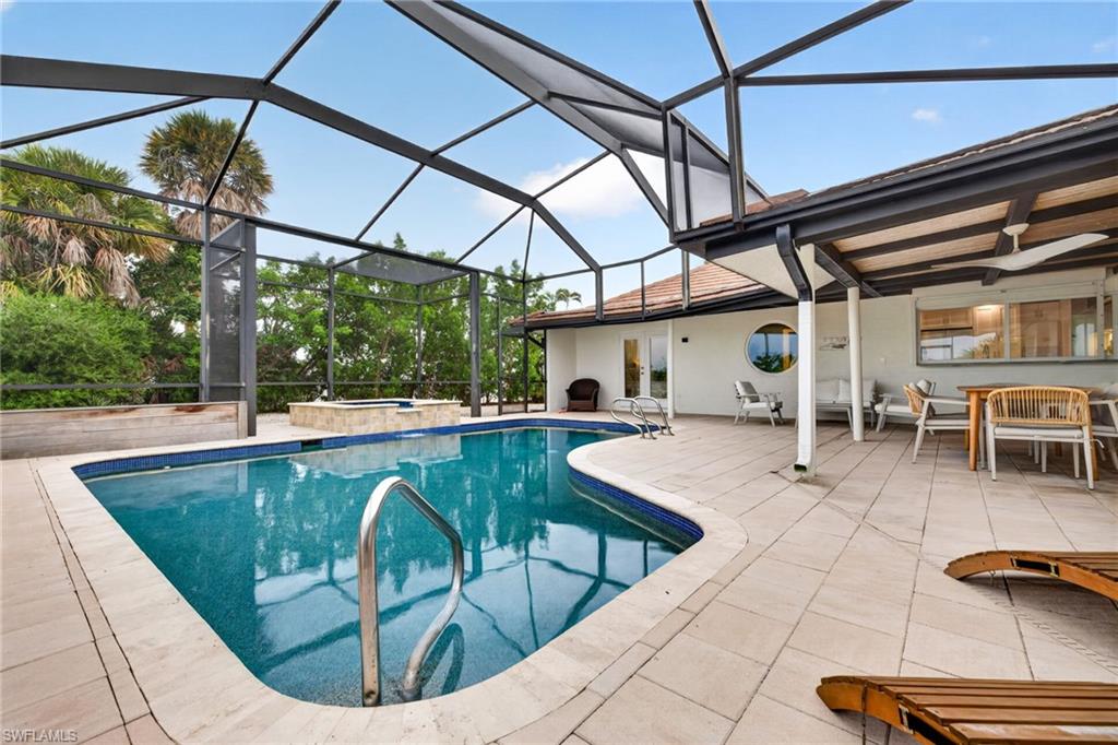 BEACHVIEW COUNTRY CLUB ESTATES - Residential