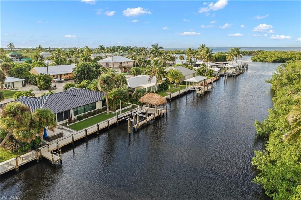 KNIGHTS BOKEELIA ISLE - Residential