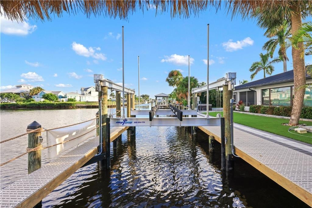 KNIGHTS BOKEELIA ISLE - Residential