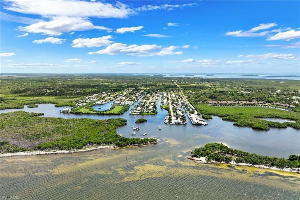 KNIGHTS BOKEELIA ISLE - Residential