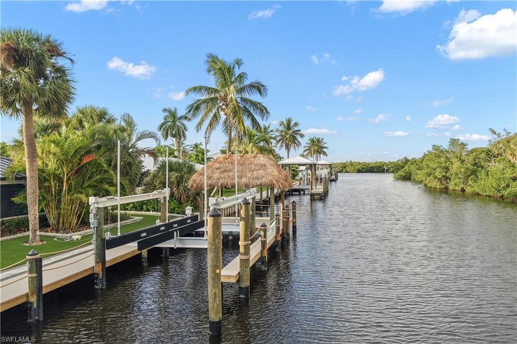 KNIGHTS BOKEELIA ISLE - Residential