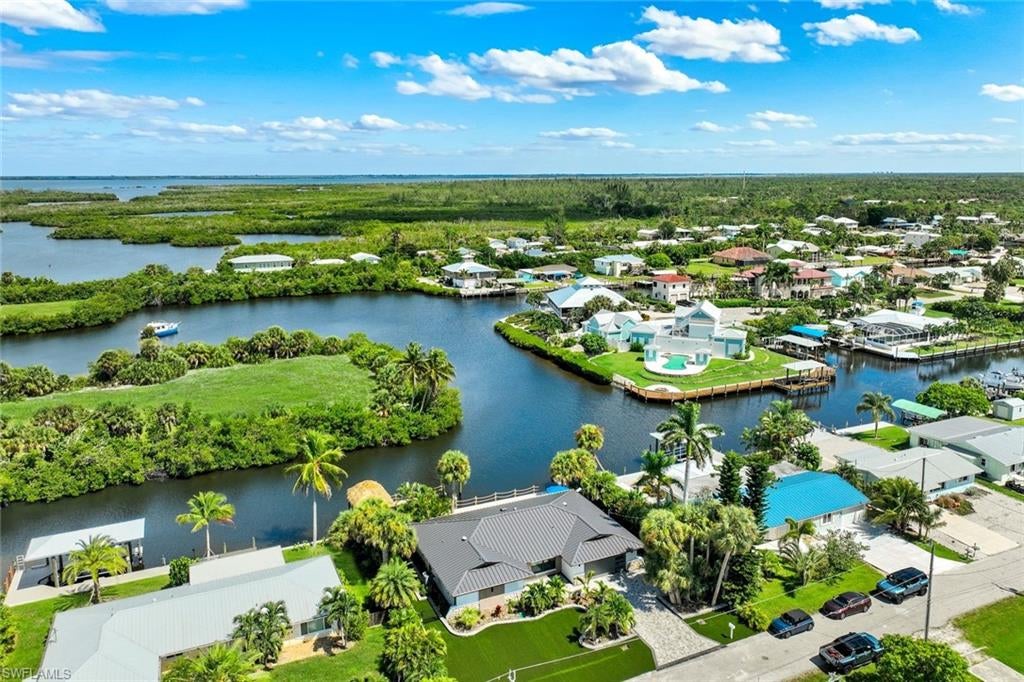 KNIGHTS BOKEELIA ISLE - Residential