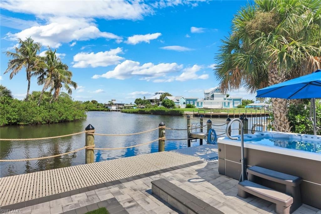 KNIGHTS BOKEELIA ISLE - Residential