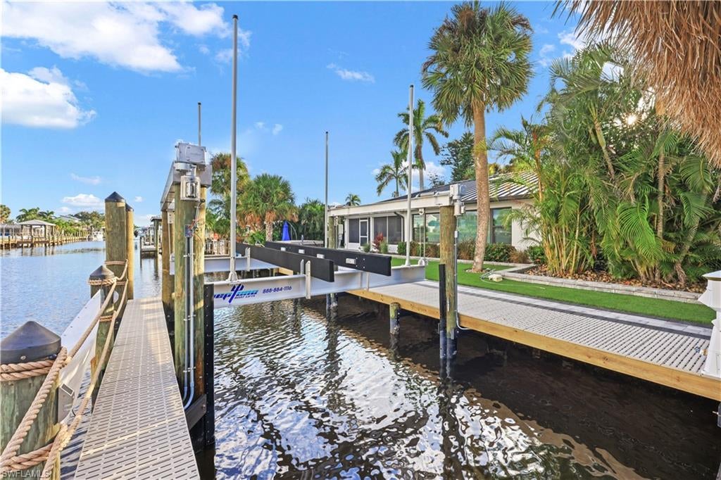KNIGHTS BOKEELIA ISLE - Residential