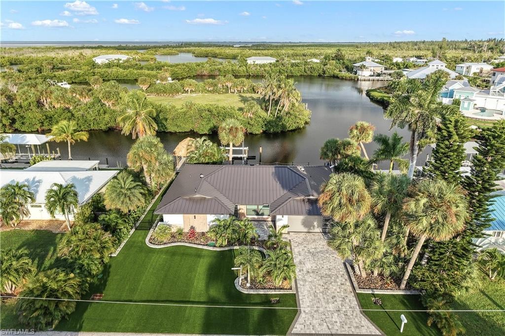 KNIGHTS BOKEELIA ISLE - Residential