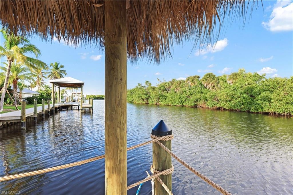 KNIGHTS BOKEELIA ISLE - Residential