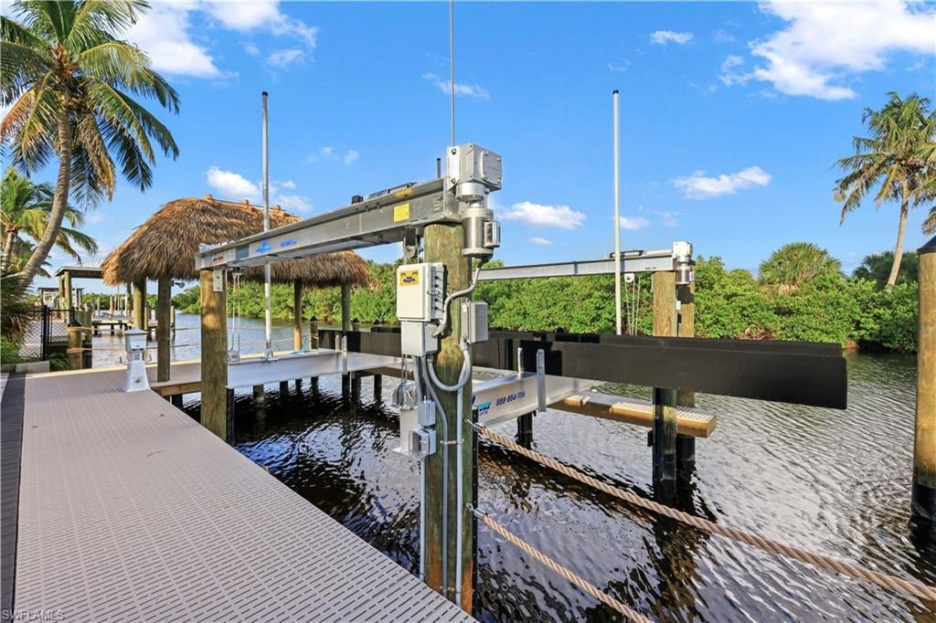 KNIGHTS BOKEELIA ISLE - Residential