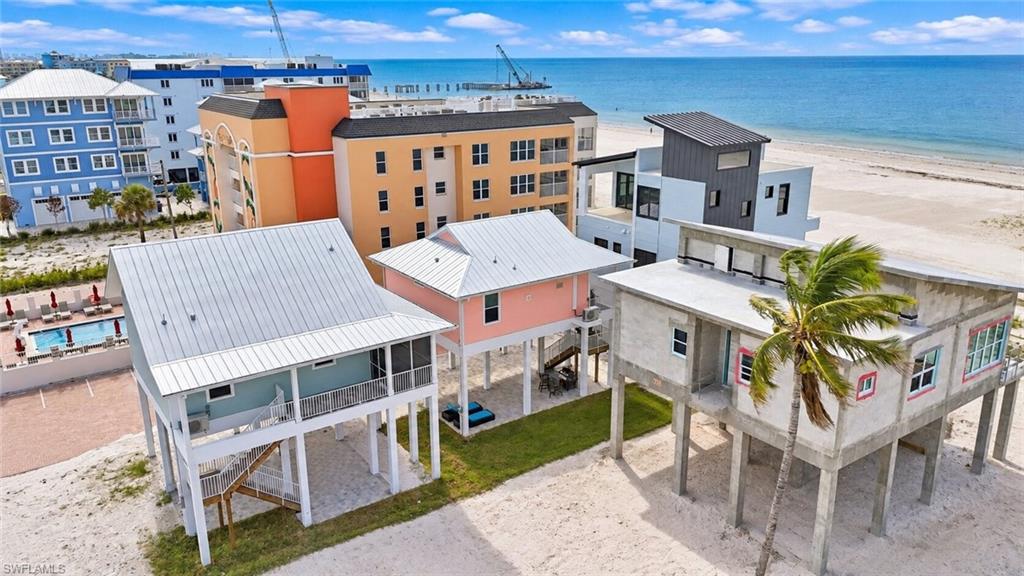 ISLAND SHORES - Residential