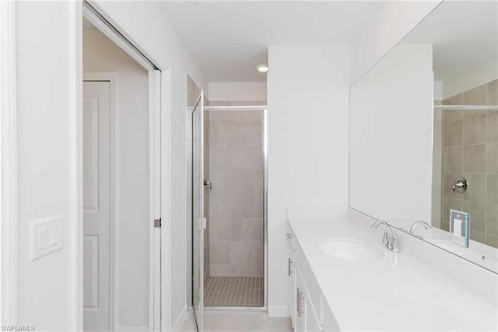 IBIS LANDING - Residential Lease