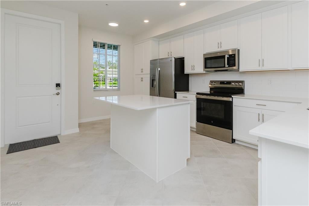 IBIS LANDING - Residential Lease