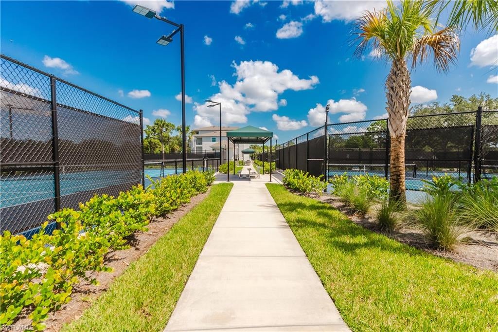 IBIS LANDING - Residential Lease