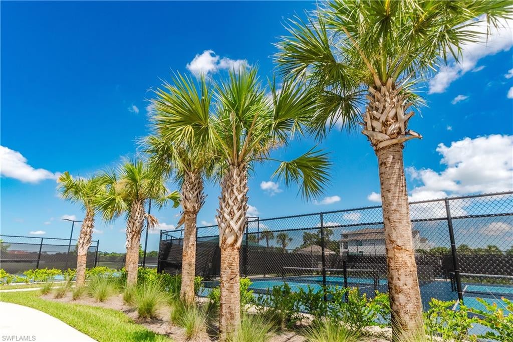 IBIS LANDING - Residential Lease