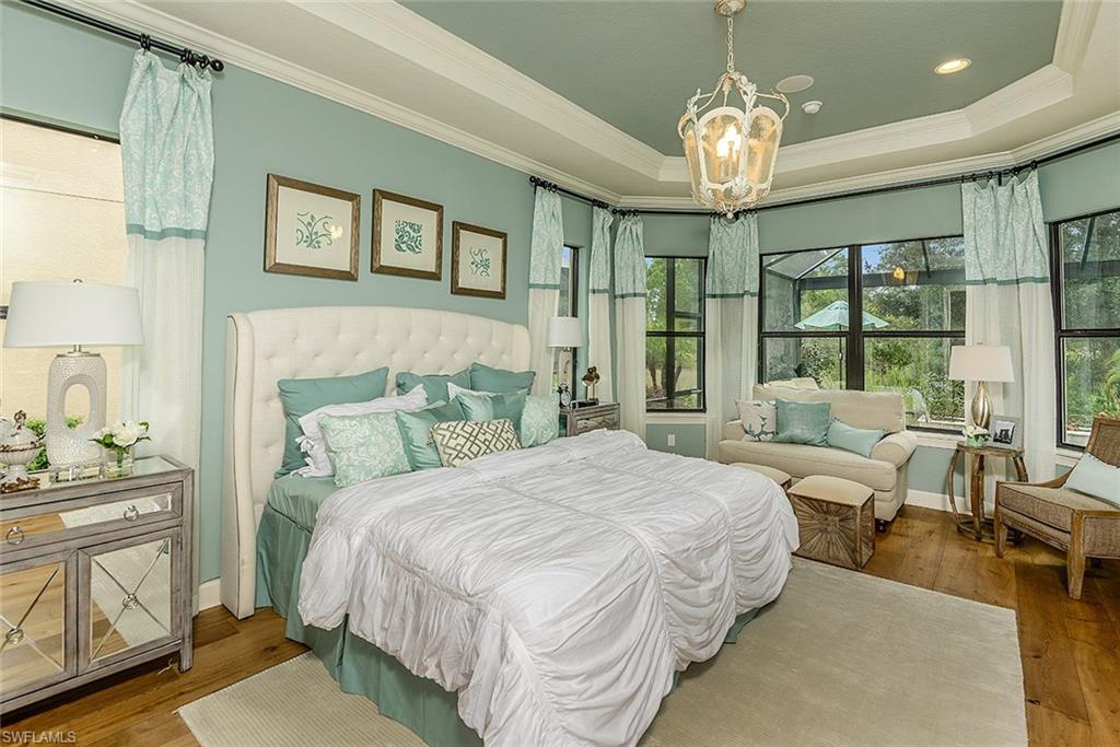 PEBBLE POINTE - Residential