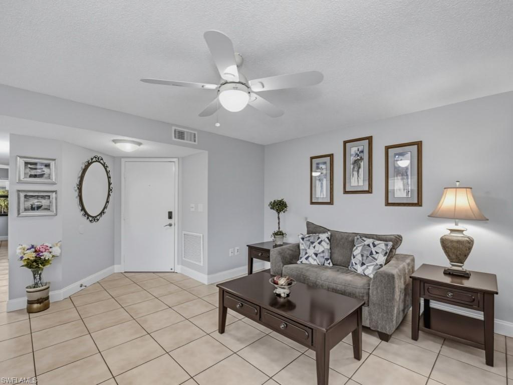 TROPIC SCHOONER APTS - Residential