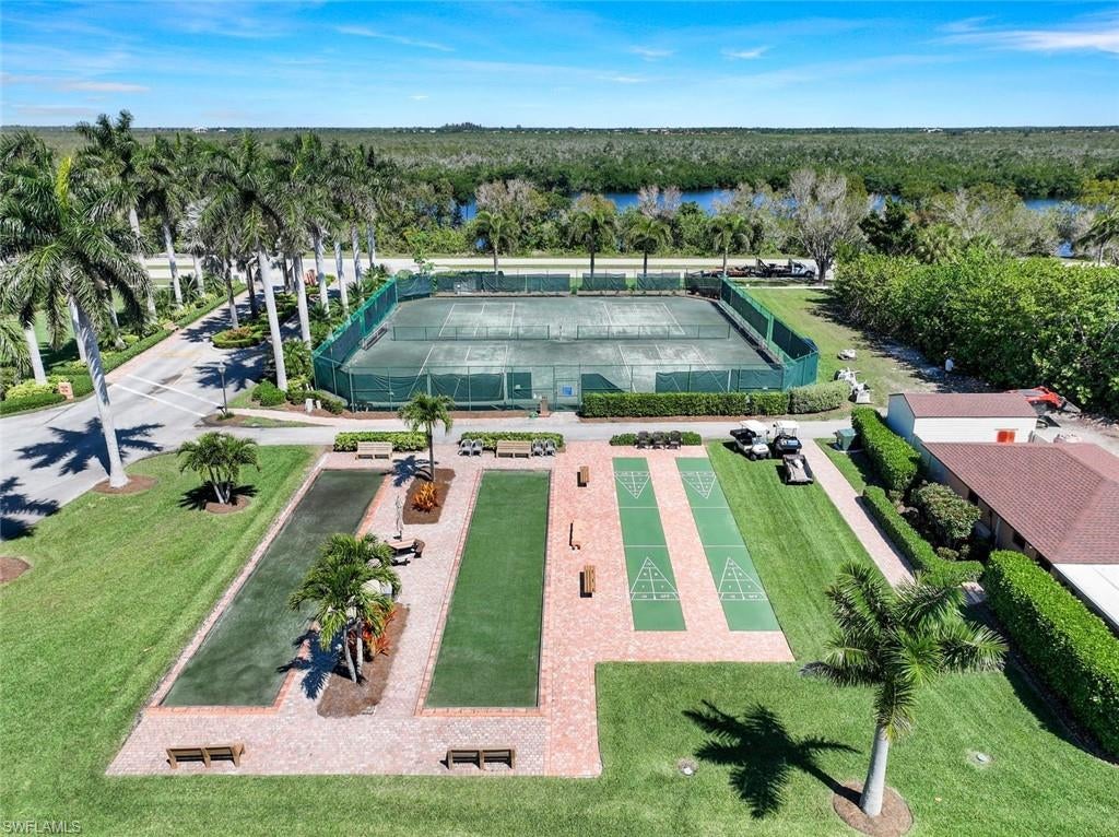 TROPIC SCHOONER APTS - Residential