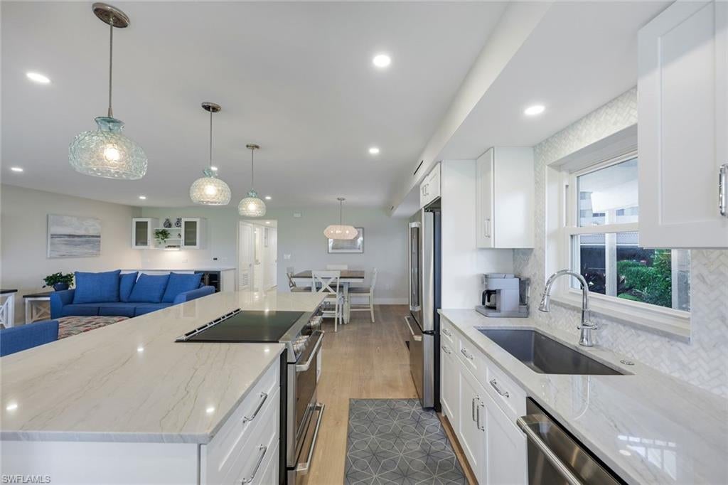 HARBORSIDE GARDENS - Residential Lease