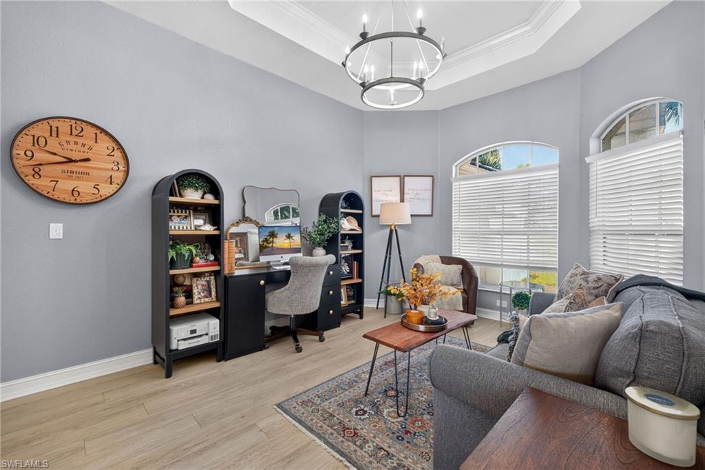 MEADOWLARK ESTATES - Residential