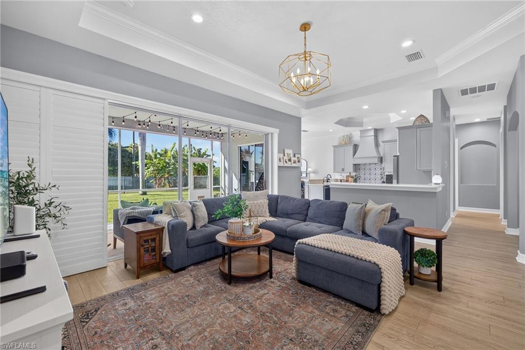MEADOWLARK ESTATES - Residential