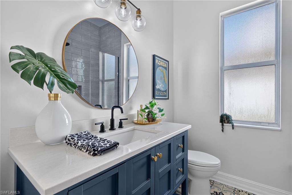 MEADOWLARK ESTATES - Residential