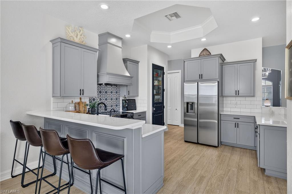 MEADOWLARK ESTATES - Residential