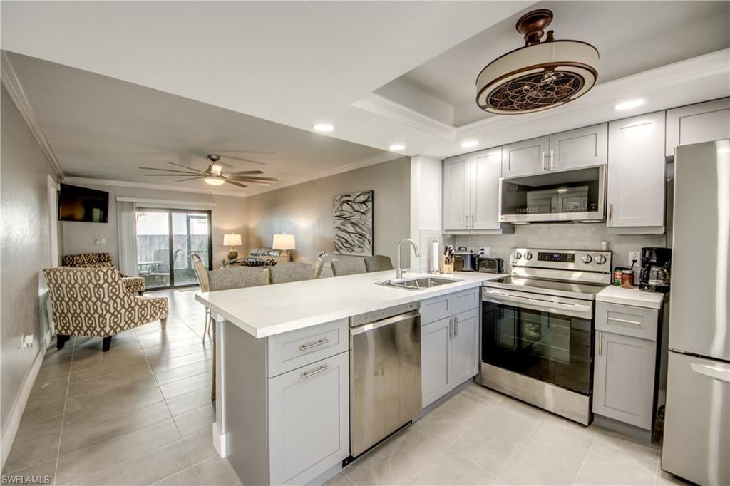 BAC-BAY HEALTH + RACQUET CLUB - Residential