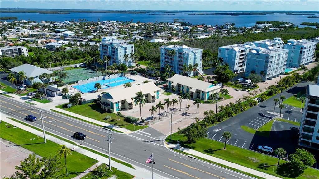 BAC-BAY HEALTH + RACQUET CLUB - Residential