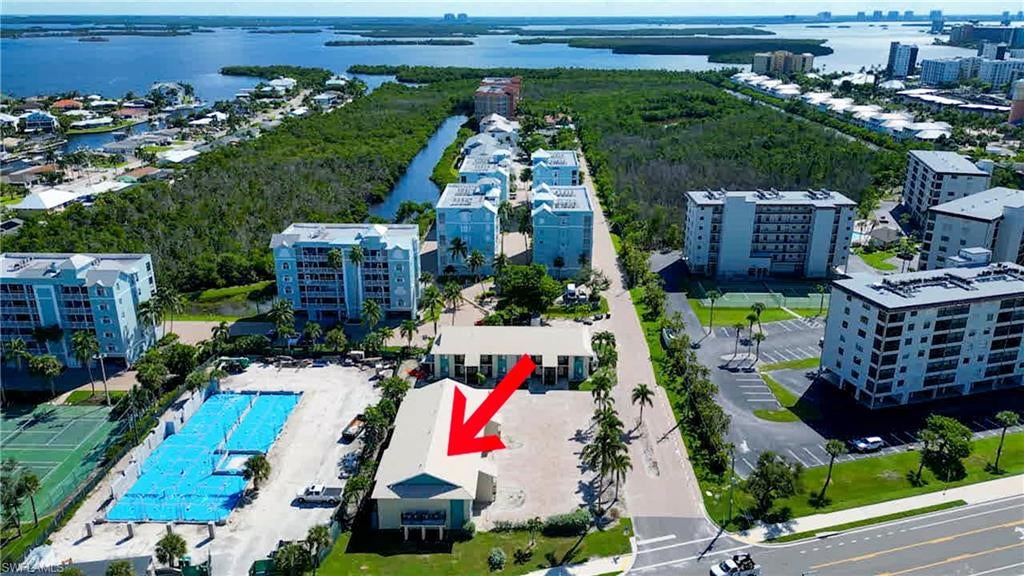 BAC-BAY HEALTH + RACQUET CLUB - Residential