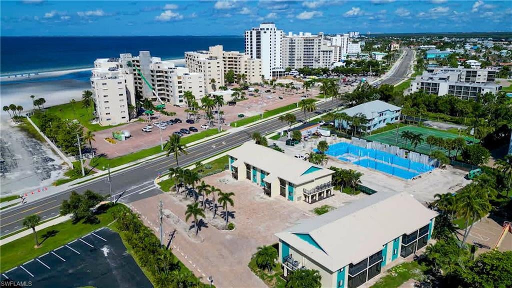 BAC-BAY HEALTH + RACQUET CLUB - Residential