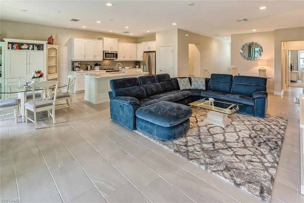 AVALON - Residential Lease